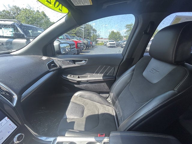 2022 Ford Edge ST AWD M/Roof Nav.