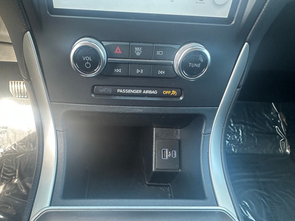 2024 Ford Edge SEL AWD Certified P/0
