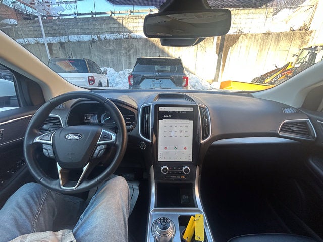 2023 Ford Edge SEL AWD M/Roof