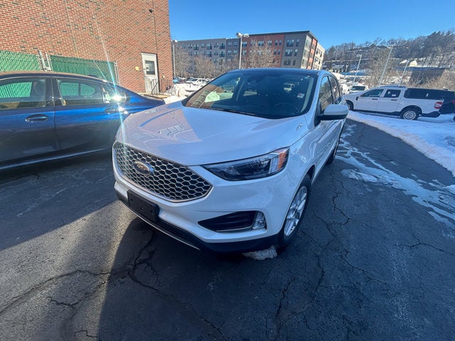 2023 Ford Edge SEL AWD M/Roof