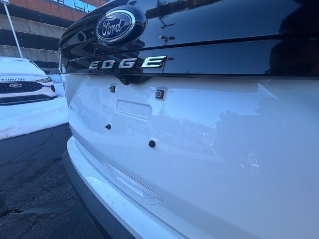 2023 Ford Edge SEL AWD M/Roof