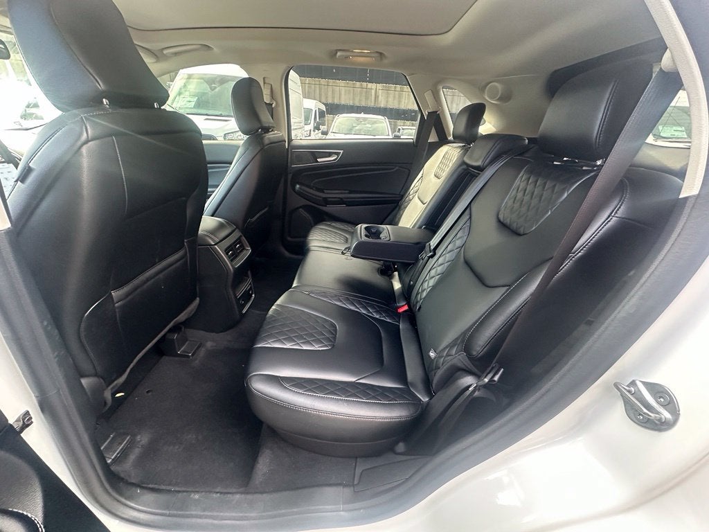 2024 Ford Edge Titanium AWD Moonroof