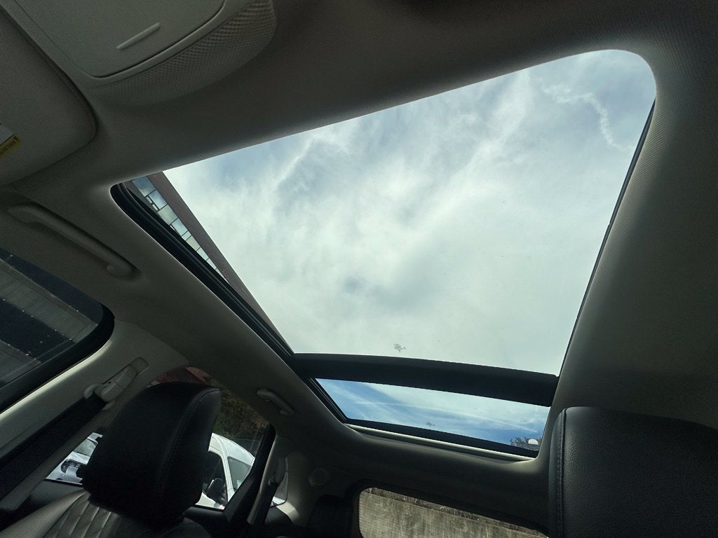 2024 Ford Edge Titanium AWD Moonroof