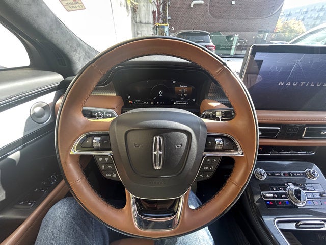 2023 Lincoln Nautilus Black Label AWD M/Roof