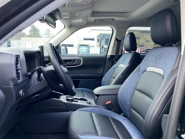 2025 Ford Bronco Sport Outer Banks 4x4