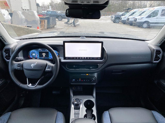 2025 Ford Bronco Sport Outer Banks 4x4