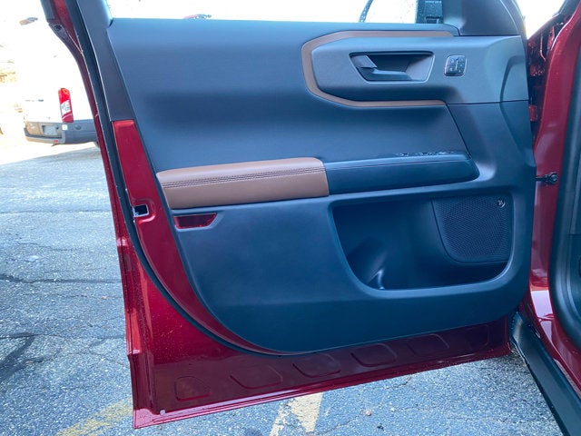 2025 Ford Bronco Sport Outer Banks 4x4