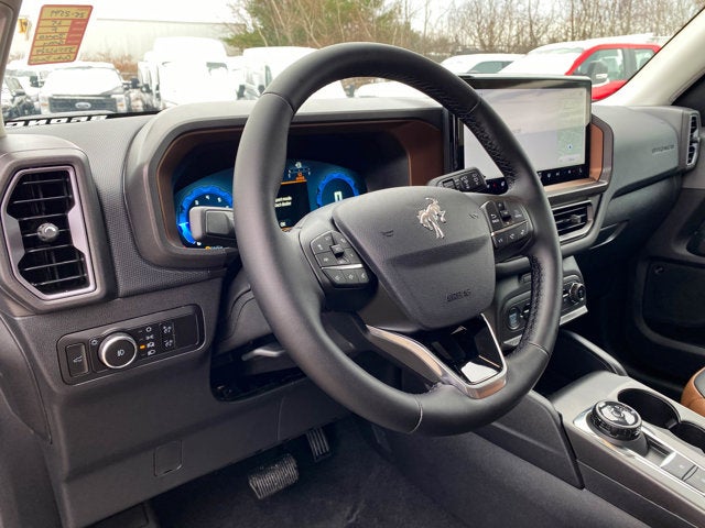 2025 Ford Bronco Sport Outer Banks 4x4