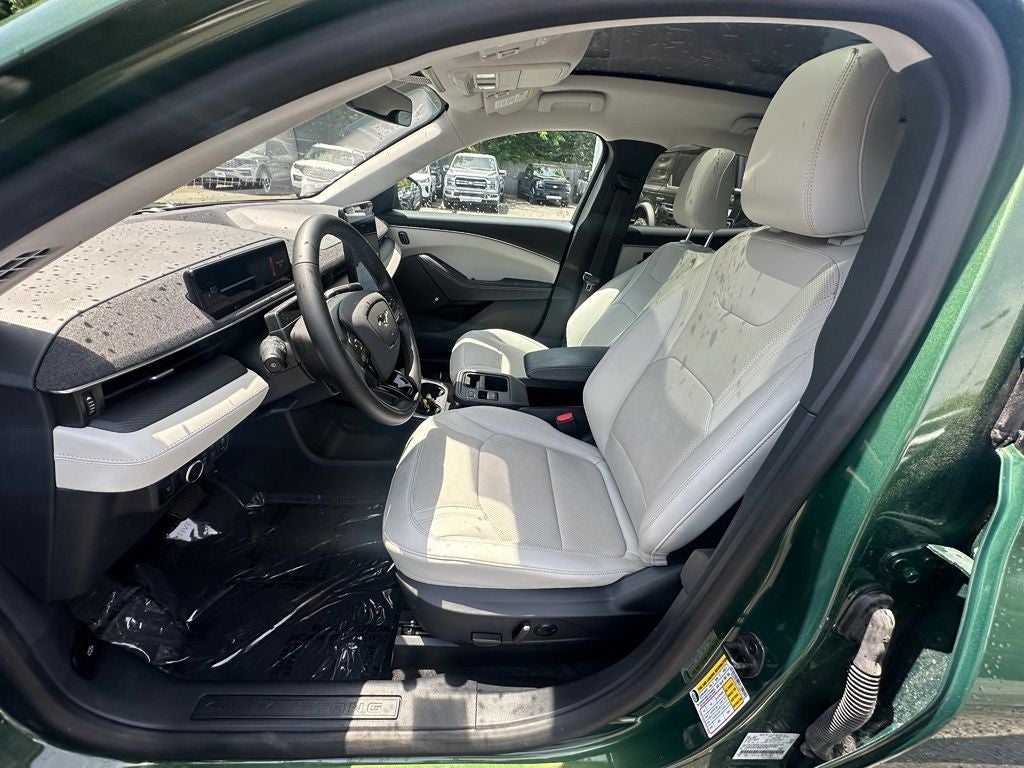 2025 Ford Mustang Mach-E Premium AWD Glass Roof